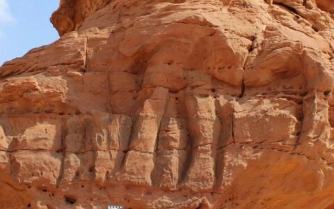 比巨石陣還早 沙特阿拉伯北部的駱駝遺址可追溯到7000-8000年前