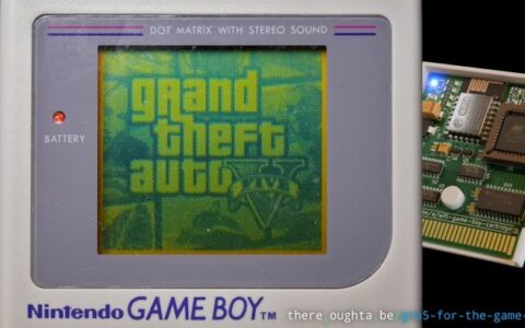 改裝Wi-Fi串流卡帶讓古早Game Boy也能玩《GTA 5》