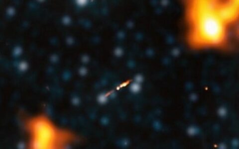 天文學家幸運地發現有史以來最大的射電星系