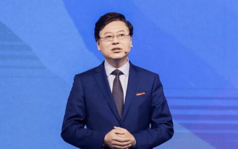 聯想CEO楊元慶：建議延長男性陪產假 不休假企業應給予補償