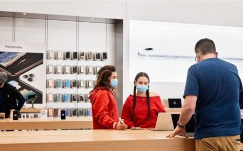 美國100多家Apple Store恢複員工口罩令 並不強制顧客佩戴