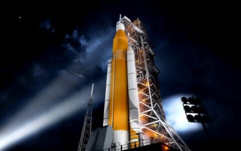 NASA巨型月球火箭發射準備工作仍在進行中 天氣狀況70%有利