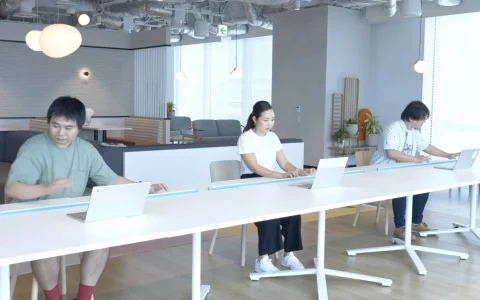 Google日本的沙雕Gboard鍵盤新增“單行”物理外形